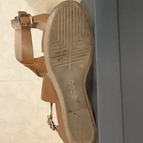 Ecco Wedge sandal 7.5 - Picture 4 of 4